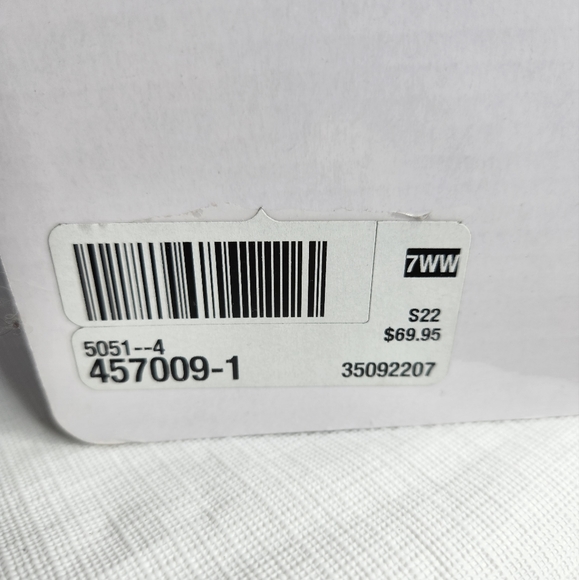 Penningtons Extra Wide Width Lace up Dressy Flats size 7WW NWT - Picture 7 of 9